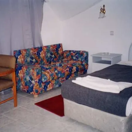 Hotel Swans 1 2*